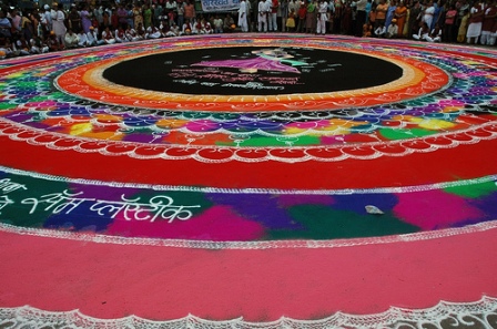 Diwali Big Rangoli -suunnittelu