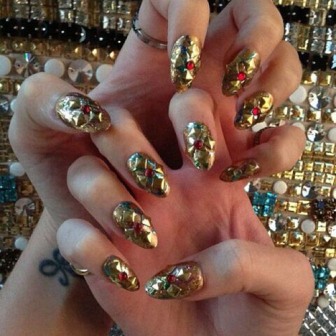 Katy Perryn Bling Nails