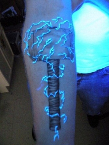 Σχέδια τατουάζ UV Lightning