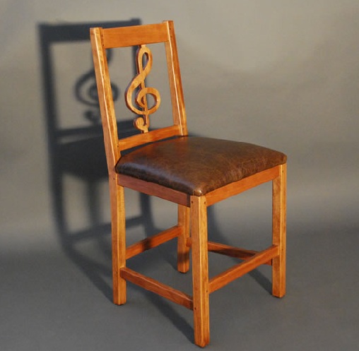 Μουσική καρέκλα από ξύλο