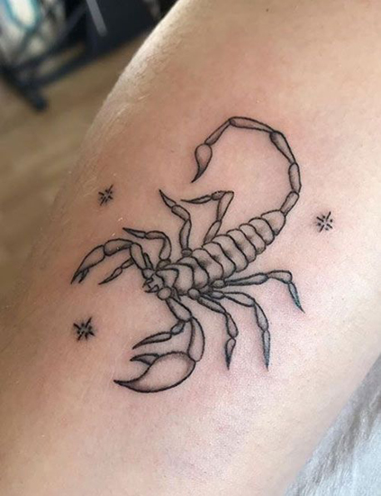 Parhaat Skorpionin tatuointimallit ja merkitykset 10