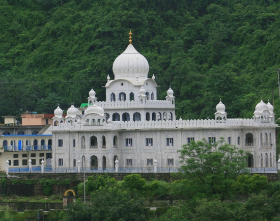 Gurdwara Rewalsar Himachal Pradeshissa