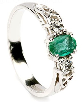 Δαχτυλίδι αρραβώνων Emerald Celtic
