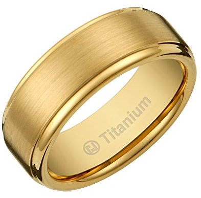 Απλά χρυσά σχεδιαστικά δαχτυλίδια για άνδρες