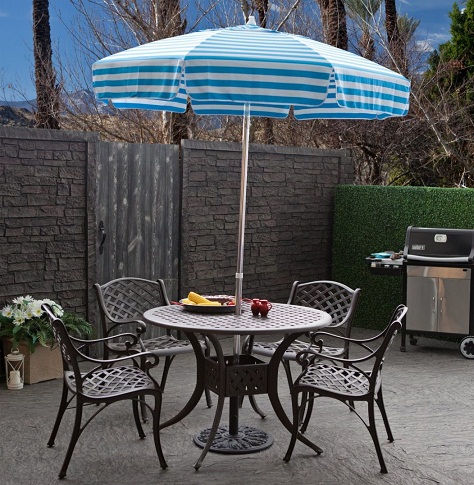 Μοναδικές ομπρέλες με τραπέζι βεράντας