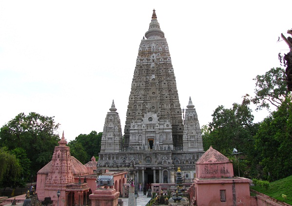 Kuuluisat buddhalaiset temppelit Intiassa