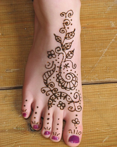 Βιβλίο Art of Henna Body Painting από την Carine Fabius