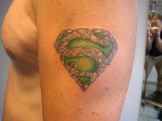 Superman Σύμβολο Stone Work Tattoo Design