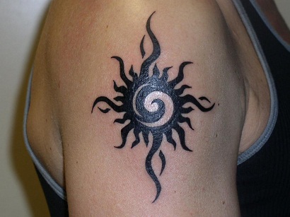 Tribal Sun Style Τατουάζ