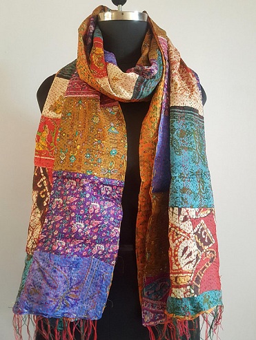 Kantha Work silkkihuivi