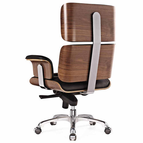 Muodolliset Eames -tuolit