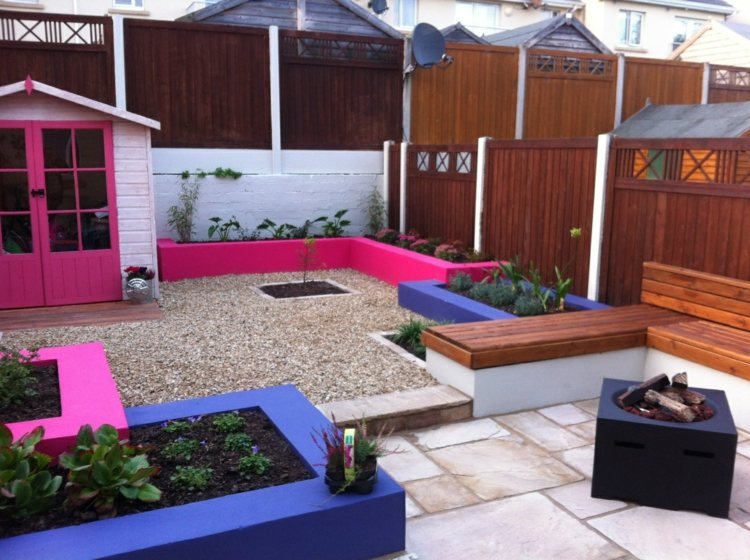 idéer-för-trädgården-design-färgglada-färger-säng-gräns-upphöjda-säng-moderna