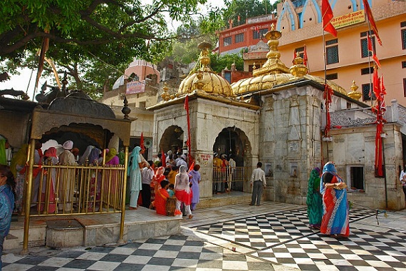 Jwalamukhi Devin temppeli Kangran alueella