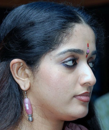 Kavya Madhavan με και χωρίς μακιγιάζ 6