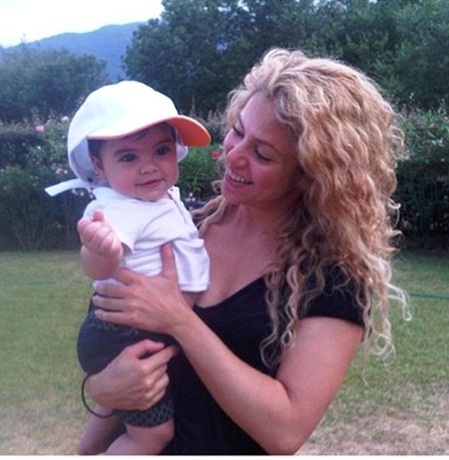 Shakira ilman meikkiä 7