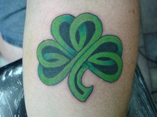 Celtic Clover tatuointisuunnittelu