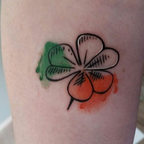 Irlantilainen apila tatuointisuunnittelu
