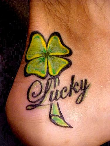 Lucky Clover tatuointisuunnittelu