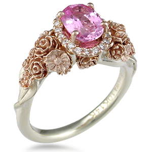 Ροζ διαμαντένιο γαμήλιο δαχτυλίδι