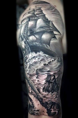 Laivan tatuointi hihalle