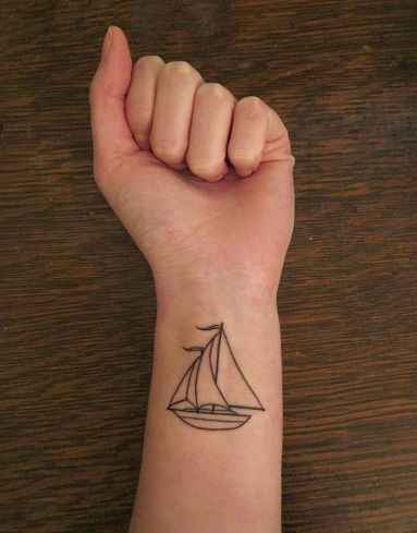 Yksinkertainen tatuointi