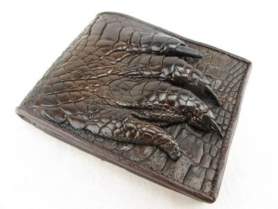 Lompakko, jossa veistetty Alligator -jalka