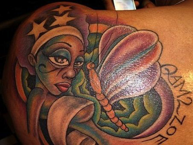 mustien ihmisten tatuointi