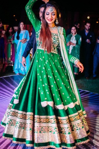 Πράσινο χρώμα Πακιστανικά φορέματα Mehndi