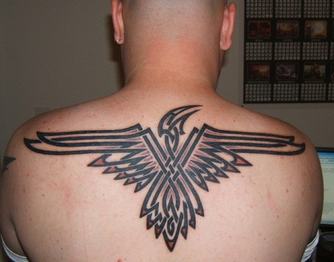 Egyptiläinen Tribal Back Tattoo
