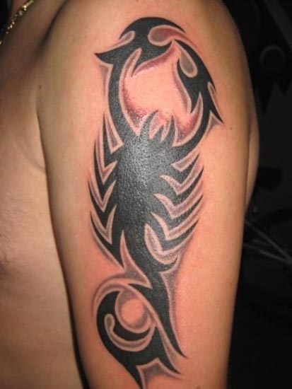 Scorpion Tribal Tattoo -mallit 3