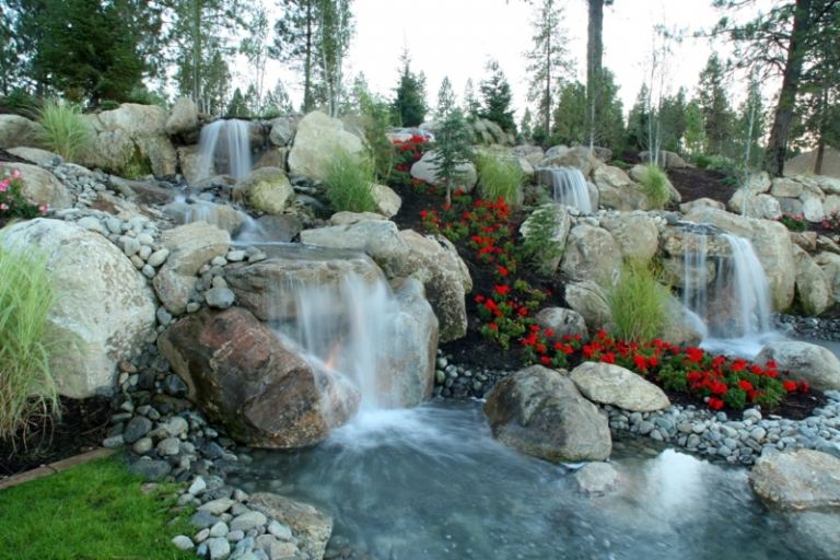 Vattenfall-trädgård damm-ström-idéer-trädgård design-wellness oas