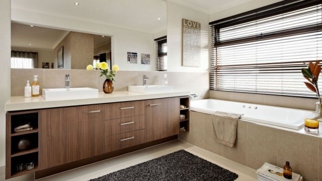 Klassiska möbelsatser i badrumsmöbler idéer badkar skåp