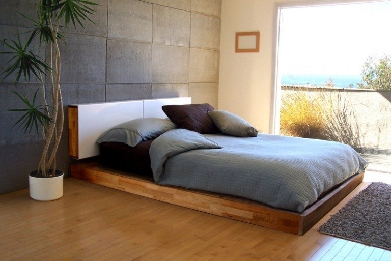 sovrum-idé-modern-design-fönster-trä-palm-säng-linne-grå-säng golv
