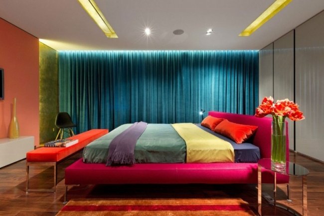 sovrum-färgglada designfärger strålande golvbrädgardiner
