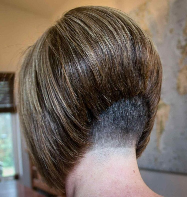 nackområdet rakade a-line bob hår frisyrer