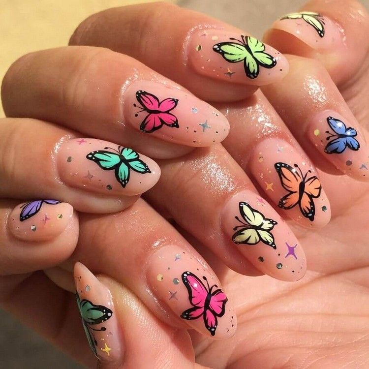 Butterfly naglar nagel design regnbåg naglar trend sommar akryl naglar