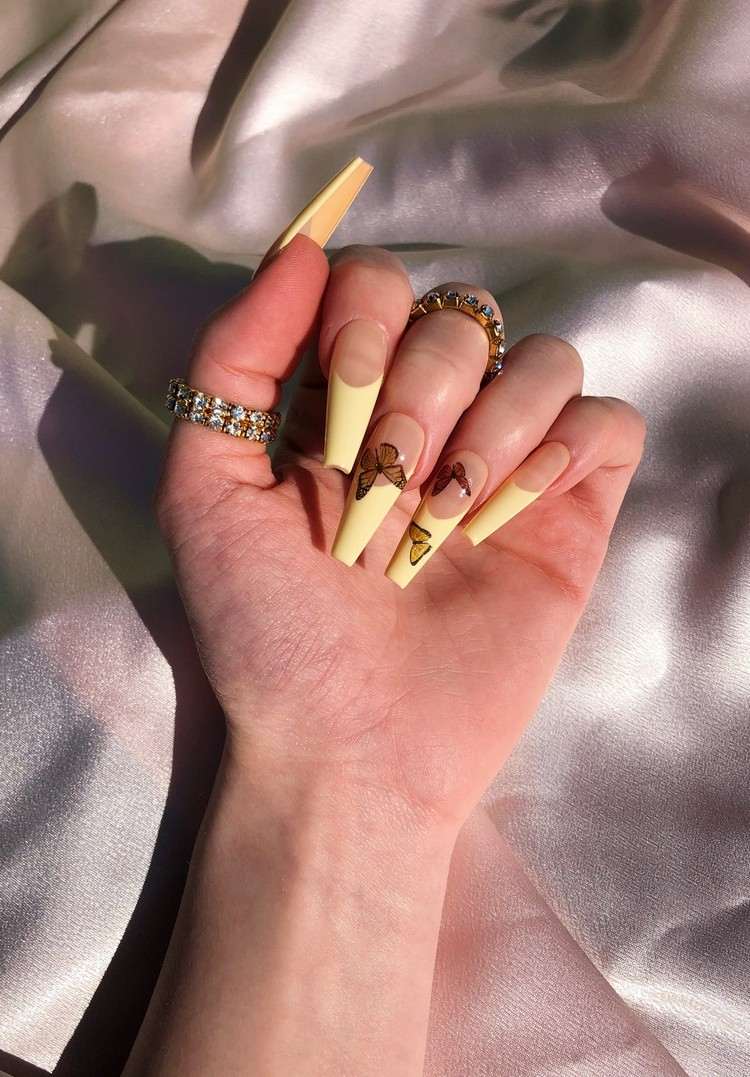 Summer Nails Trends Akrylnaglar Sommaren 2020 Butterfly Nails Nail Designs