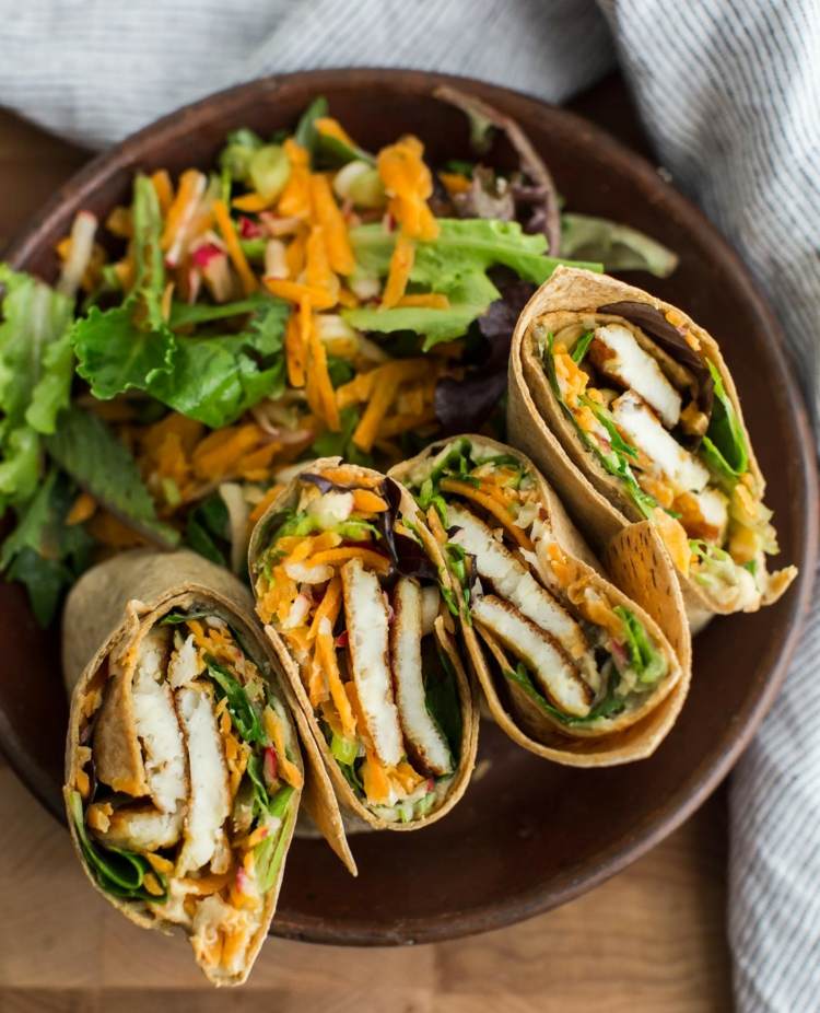 actifry-recept-wraps-deg-rullade-grillade ostnötter-sallad-morötter-zucchini-skål-trasa