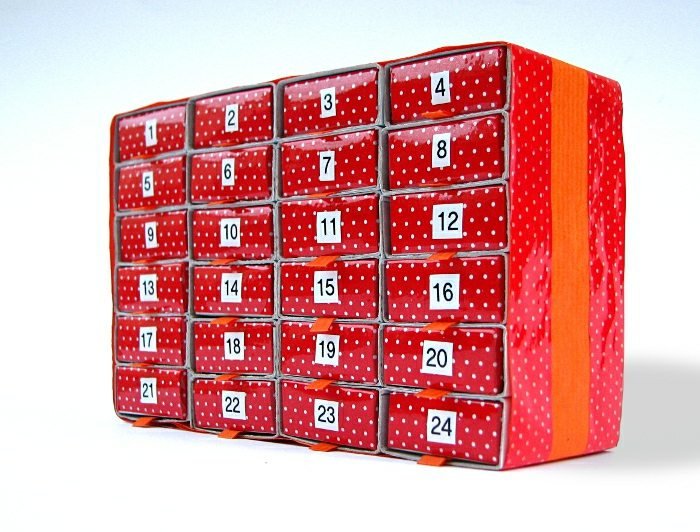 adventskalender matchboxar röd hantverksinstruktioner jul