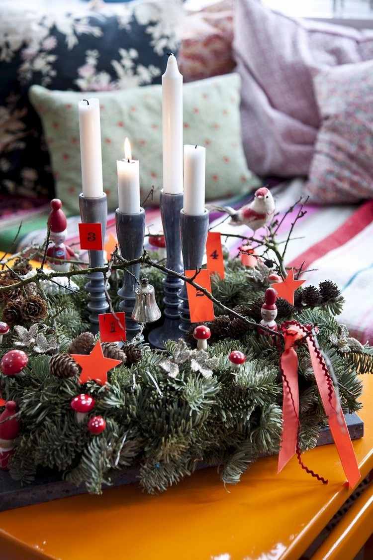 Advent-krans-tinker-gran-grön-grå-ljusstake-stick-ljus