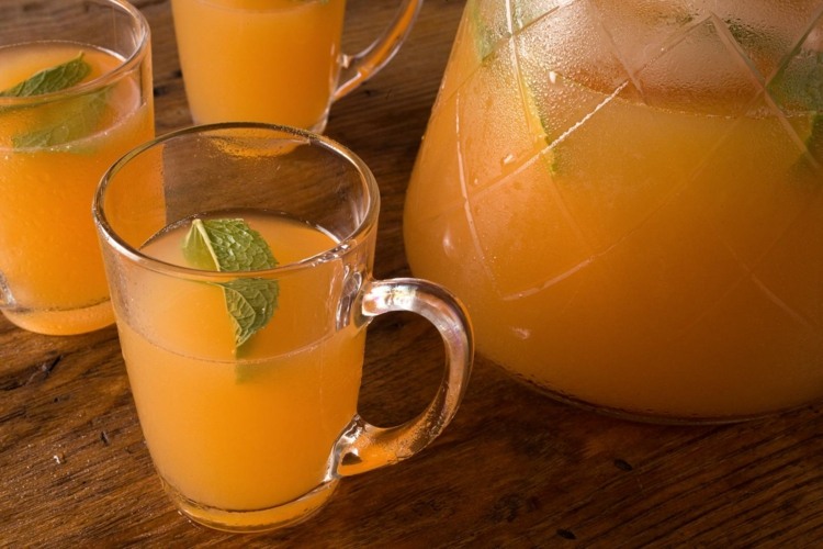 Fruktcocktails förbereder snabba recept