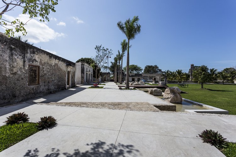 gamla nya hacienda mexico trädgård gräsmatta vatten funktioner