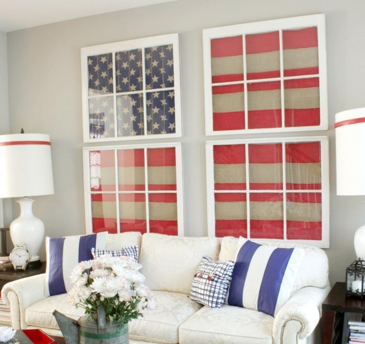 gammalt fönster-dekoration-vit-amerikansk-flagga-ram-vardagsrum-soffa-vit-maritimt