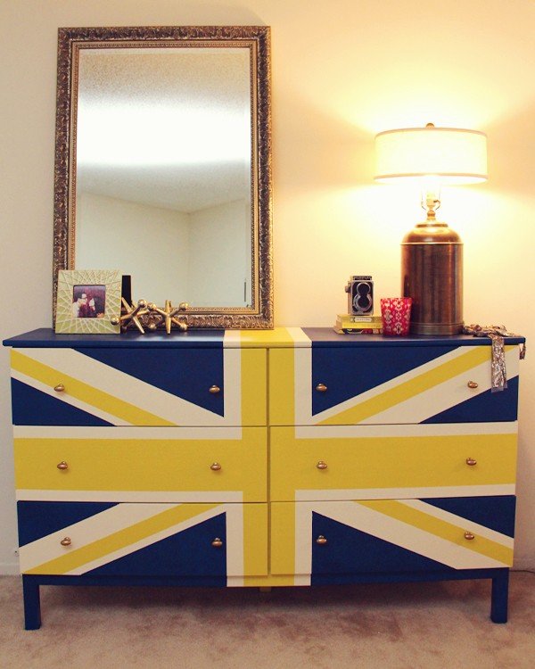 klä upp byrå sovrumsmöbler england flagga blå gul