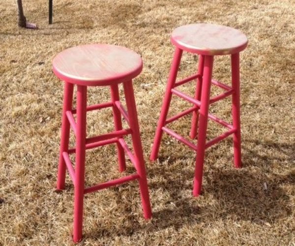 måla om gamla möbler rosa färgkök barstol