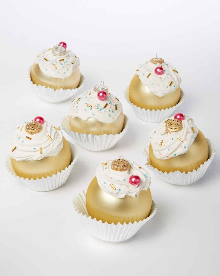 cupcake diy gamla julbollar utsmyckning huva
