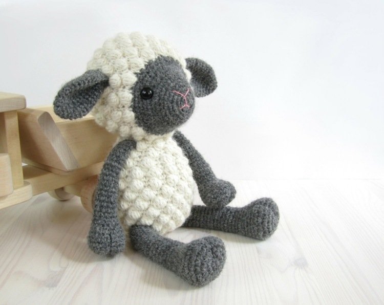 Amigurumi virkar får-barn-leksaker-gör-det-själv