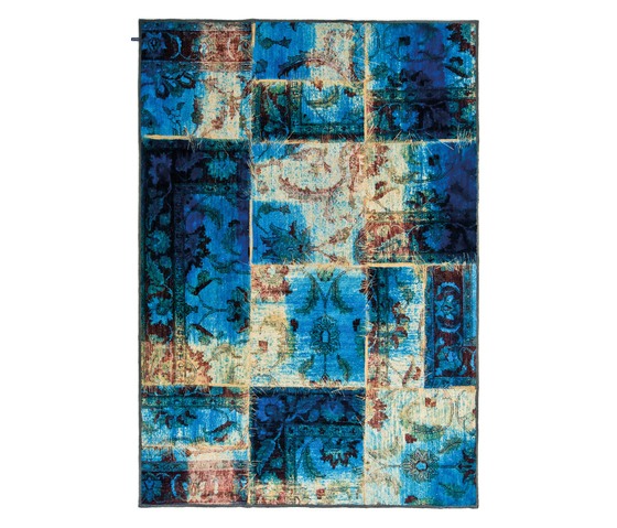 antika orientaliska mattor modern design blå blommig mashup kymo