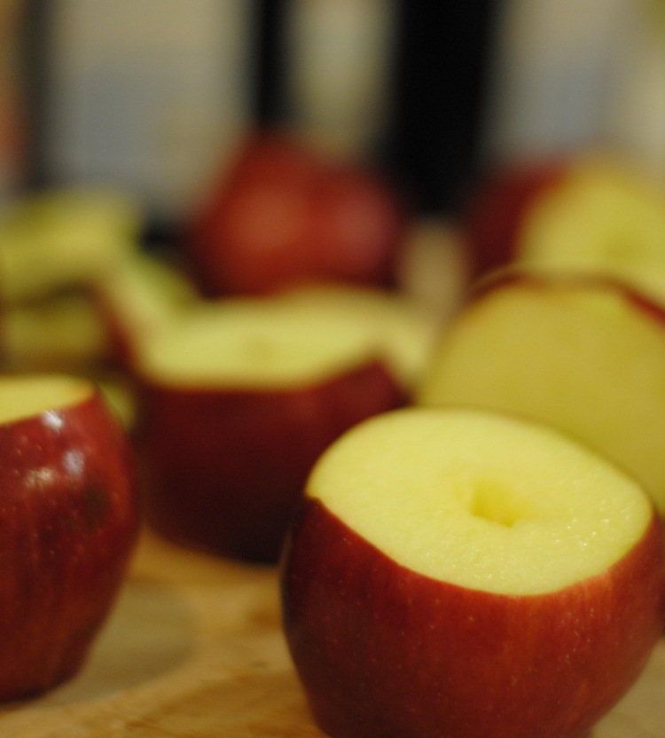 Apple-puré-laga-själv-recept-äpple-grottor