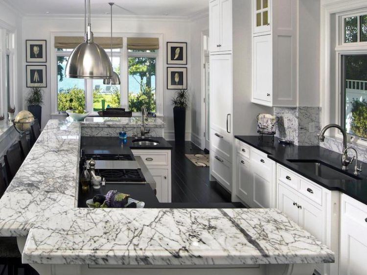 bänkskivor till köket välj lämpliga naturstenmaterial idéer råd tips vit marmor